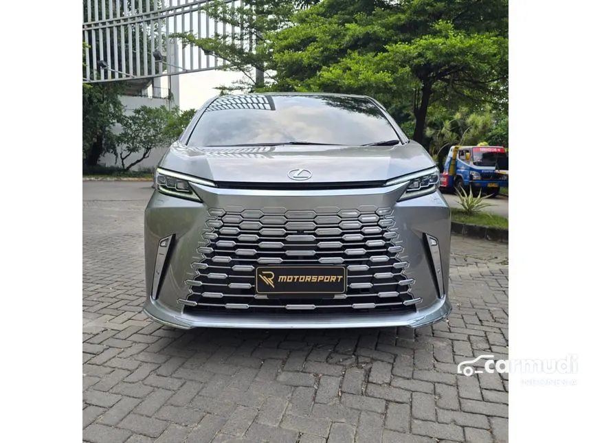 Jual Mobil Lexus LM 350 2024 7 Seater 3.5 di DKI Jakarta Automatic MPV Abu