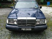 1987 Mercedes-Benz E200 2.0 Sedan