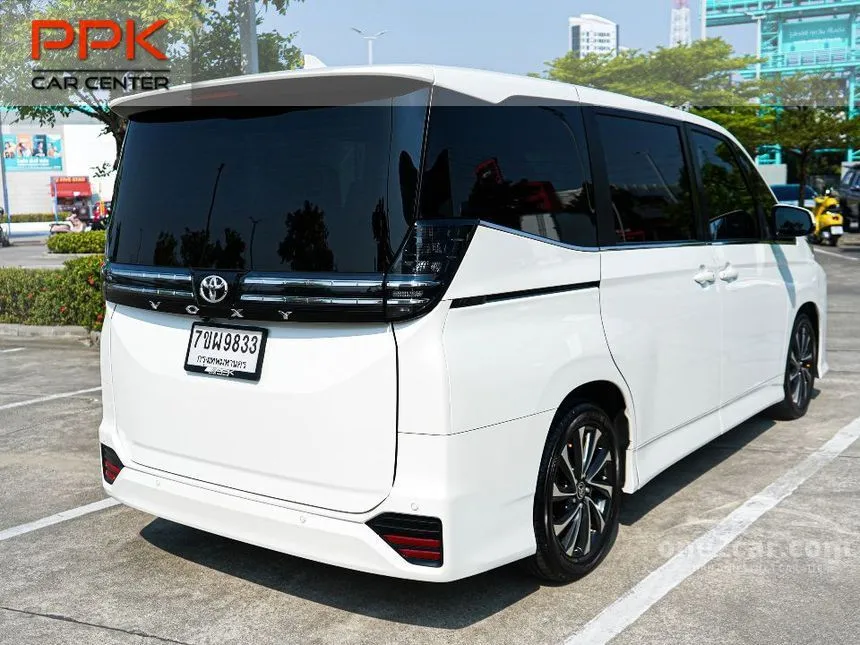 2022 Toyota VOXY SZ Van