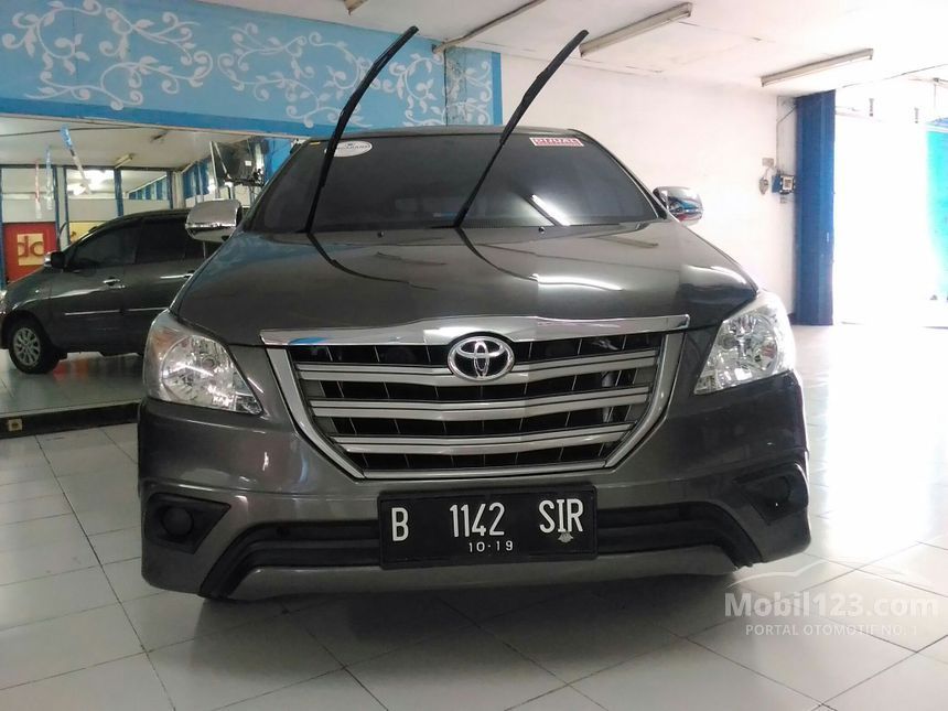 Jual Mobil Toyota Kijang Innova 2014 E 2.0 di DKI Jakarta 