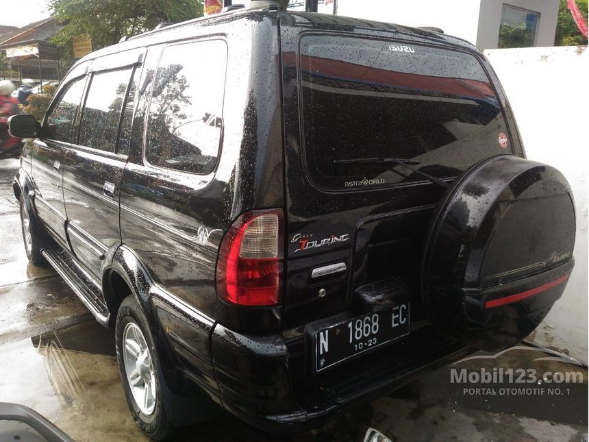 Jual Mobil  Isuzu  Panther  2010 GRAND  TOURING 2 5 di Jawa  