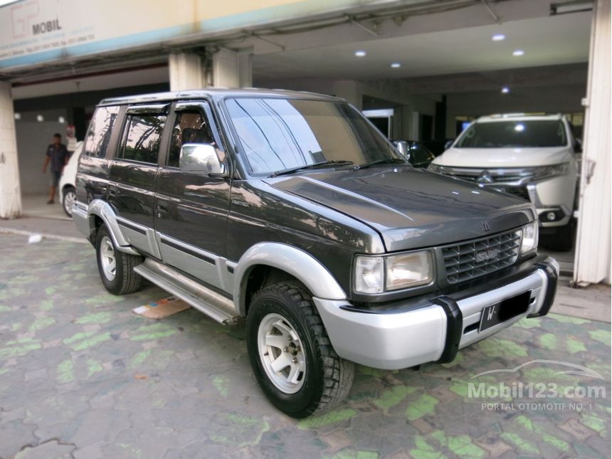 Jual Mobil Isuzu Panther 1997 2.5 di Jawa Timur Manual MPV Minivans Abu-abu  Rp 58.000.000 - 6232845 - Mobil123.com