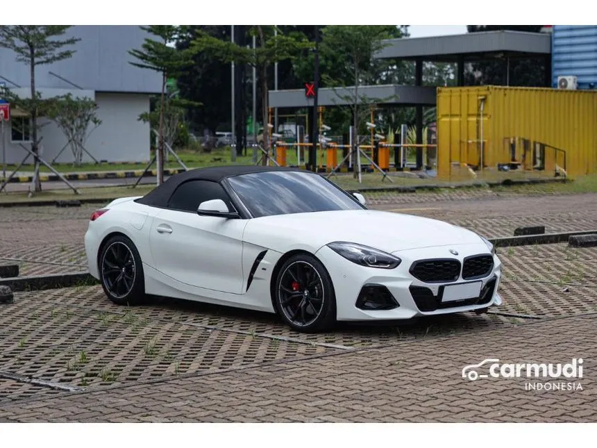 2023 BMW Z4 M40i Convertible