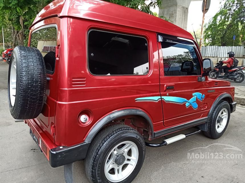 Jual Mobil Suzuki Katana 2004 GX 1.0 di DKI Jakarta Manual Jeep Merah