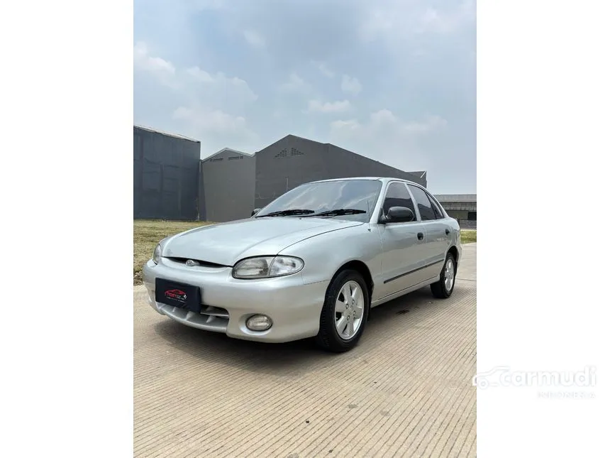 2000 Hyundai Accent GLS Sedan