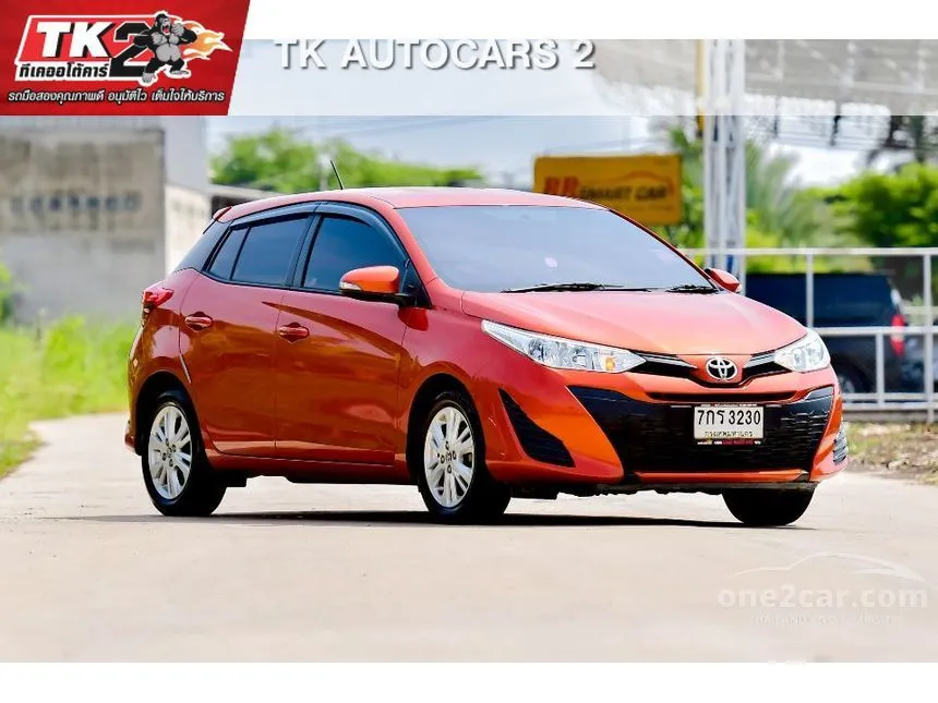 2018 Toyota YARIS E Hatchback