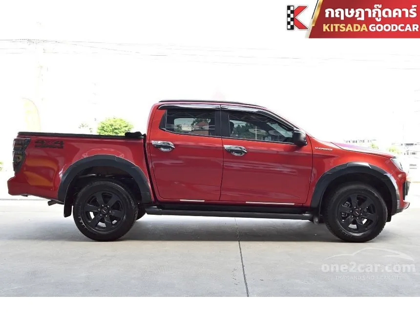 2025 Isuzu D-MAX Vcross M Cab-4 Pickup