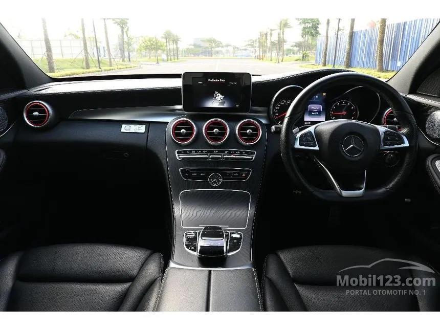 2015 Mercedes-Benz C250 AMG Sedan
