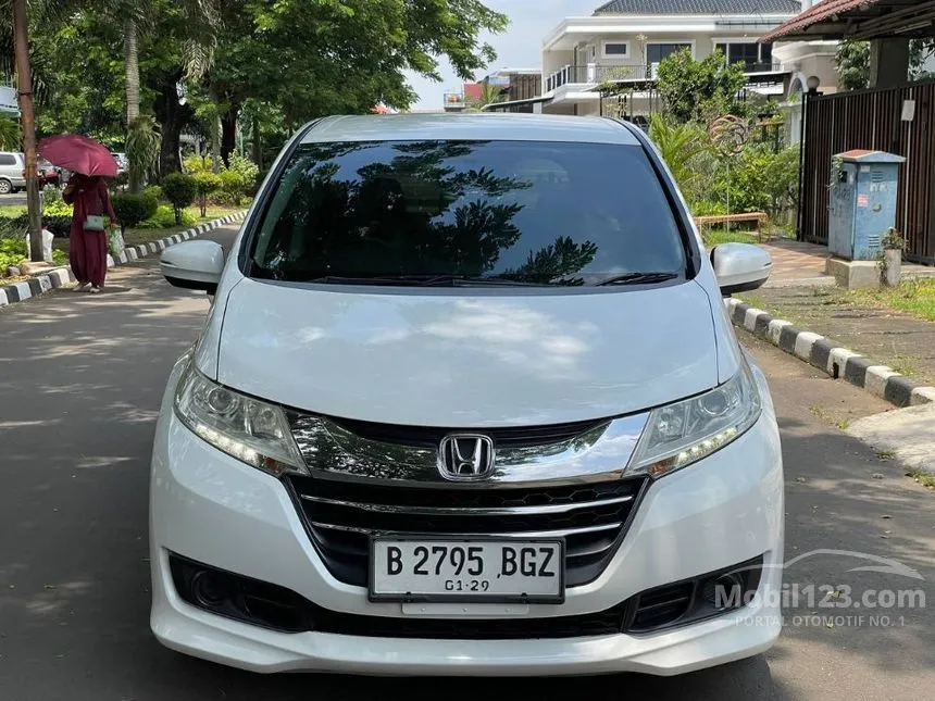 Jual Mobil Honda Odyssey 2014 2.4 2.4 di DKI Jakarta Automatic MPV Putih Rp 225.000.000