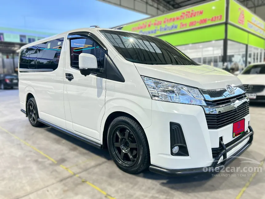 2023 Toyota HIACE GL Van