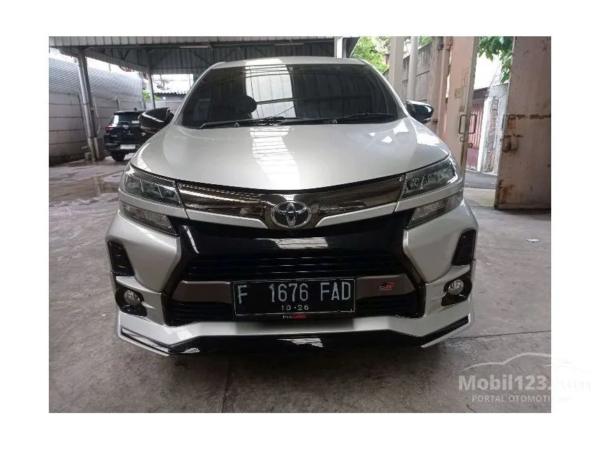 Jual Mobil Toyota Avanza 2021 Veloz GR Limited 1.5 di Jawa Barat Automatic MPV Silver Rp 198.000.000