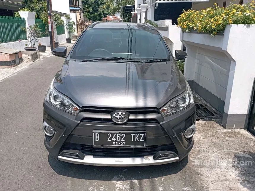 Jual Mobil Toyota Yaris 2017 TRD Sportivo Heykers 1.5 di Banten Automatic Hatchback Abu