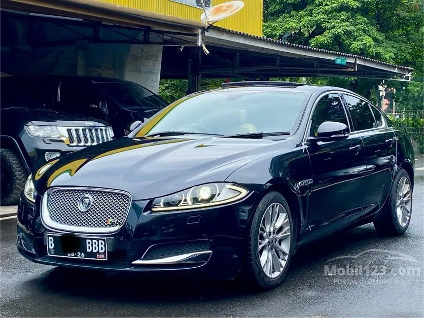 2011 Jaguar XF V6 Sedan