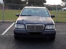 Mercedes-Benz C200 2.0 Elegance Sedan