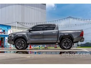2022 Toyota HILUX REVO 2.4 Prerunner Mid Double Cab Pickup