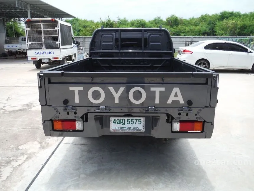 2025 Toyota Hilux Champ Attractive Package Pickup