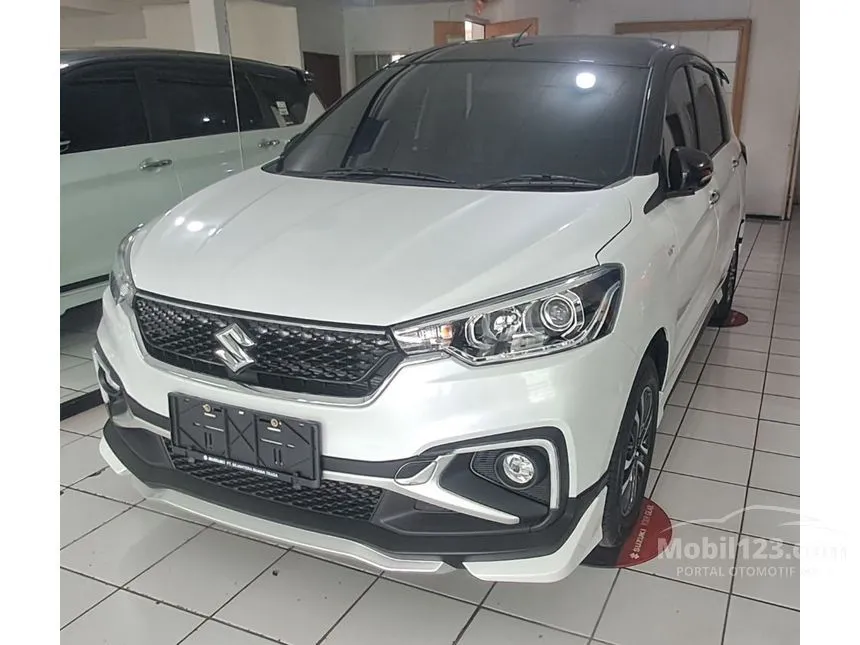 Jual Mobil Suzuki Ertiga 2024 Hybrid Cruise 1.5 di Banten Manual MPV Putih Rp 230.000.000