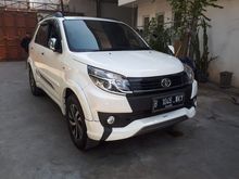Toyota Rush 1.5 TRD Sportivo SUV Manual Tahun 2015 White Top Condition, Nyaman, Irit, KM asli, Cool and full Gress Body