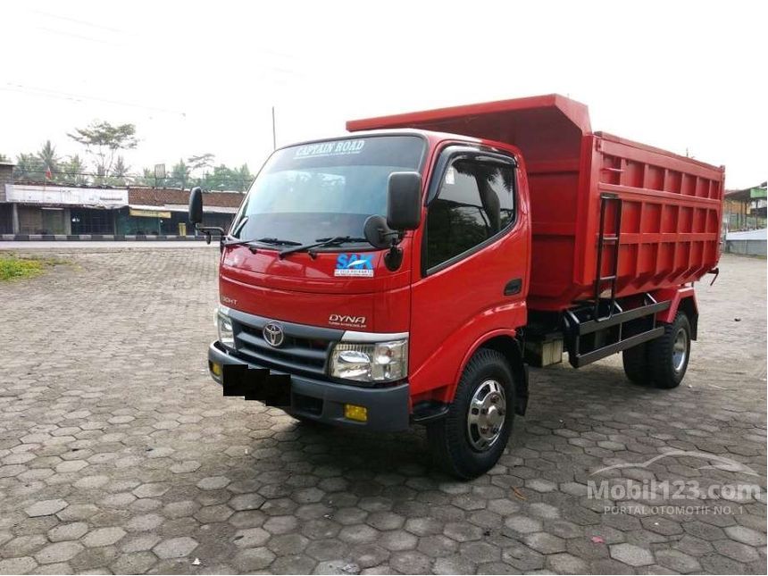 Jual Mobil Toyota Dyna  2012 4 0 di Riau Manual Trucks 