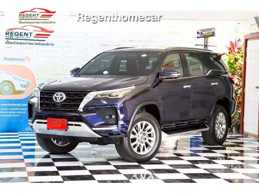 2022 Toyota FORTUNER V SUV