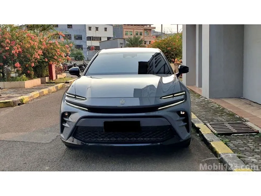 2024 Toyota Crown Sport Hybrid E-Four Modellista Sedan