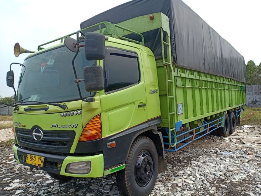 16+ Modifikasi Truk Tronton Hino