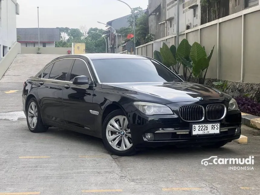 2012 BMW 730Li Sedan