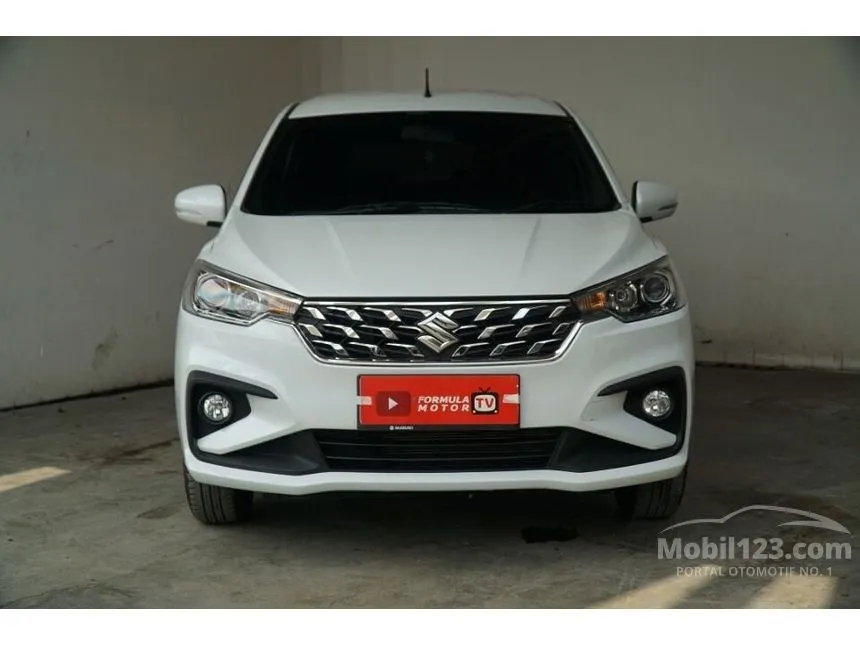 Jual Mobil Suzuki Ertiga 2023 GX Hybrid 1.5 di Jawa Barat Automatic MPV Putih Rp 205.000.000