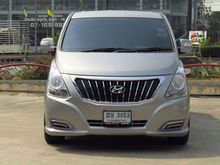2017 Hyundai H-1 2.5 (ปี 08-17) Deluxe Van AT