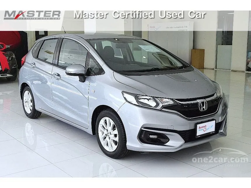 2017 Honda JAZZ V Hatchback