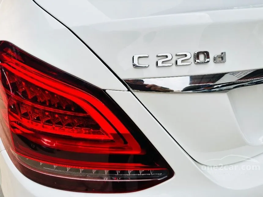 2019 Mercedes-Benz C220 d AMG Dynamic Sedan
