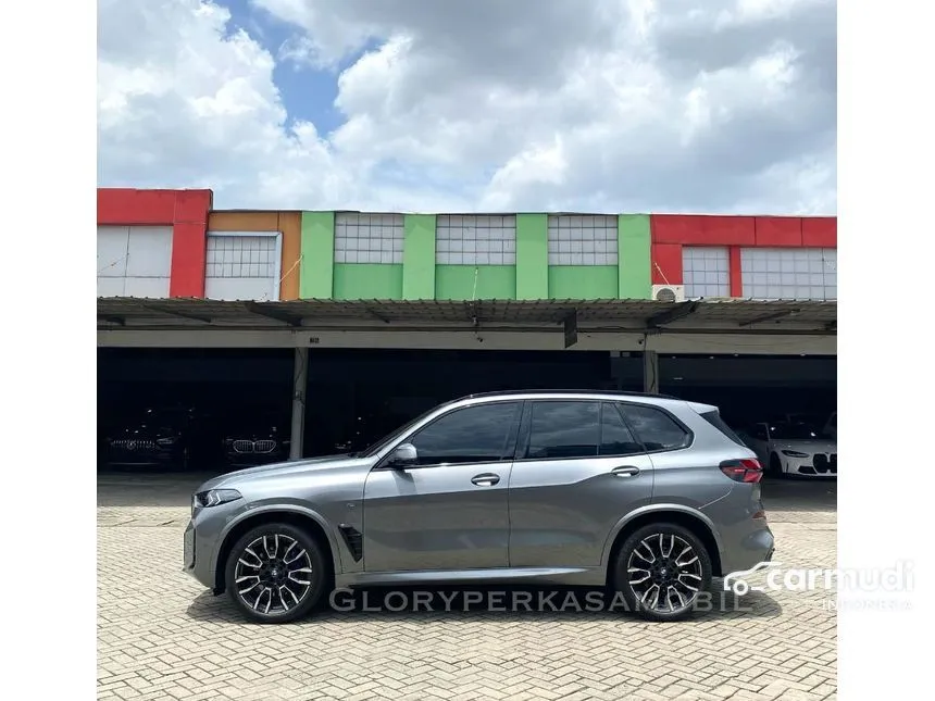 2025 BMW X5 xDrive40i M Sport SUV