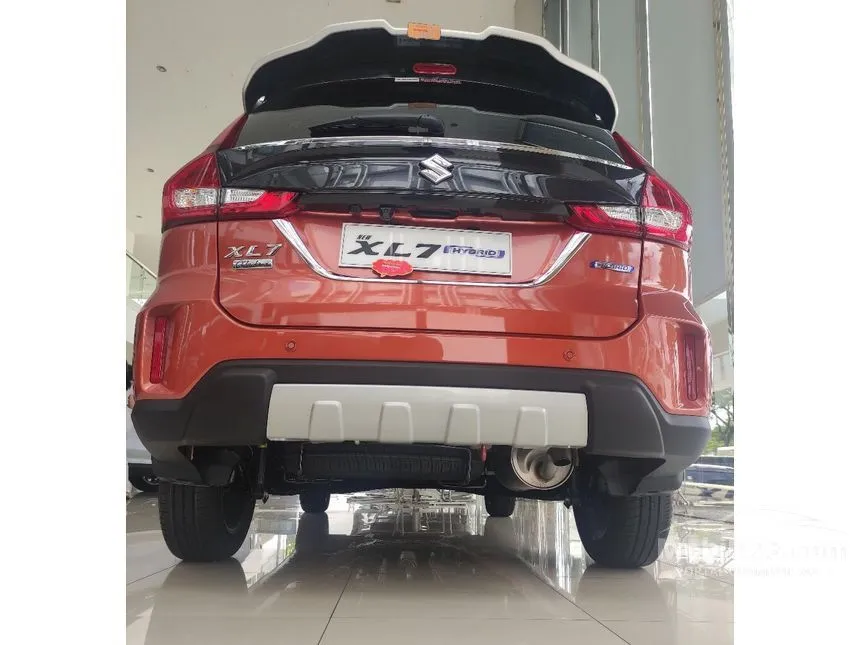 Jual Mobil Suzuki XL7 2024 ALPHA Hybrid 1.5 di Banten Automatic Wagon Orange Rp 284.200.000