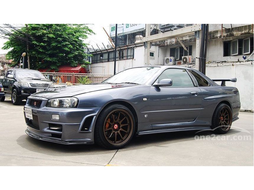 2011 nissan skyline