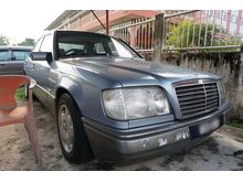 1991 Mercedes-Benz 260E (A) 2.6