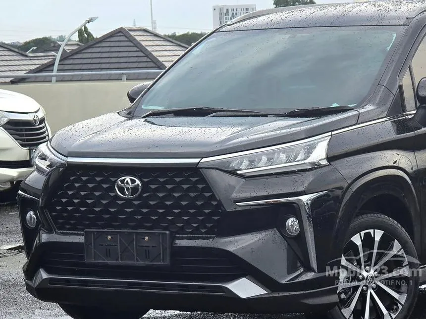 2026 Toyota Veloz V HEV MPV