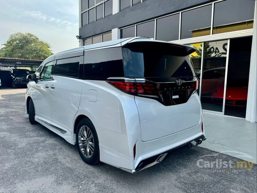 2023 Toyota Alphard Z MPV