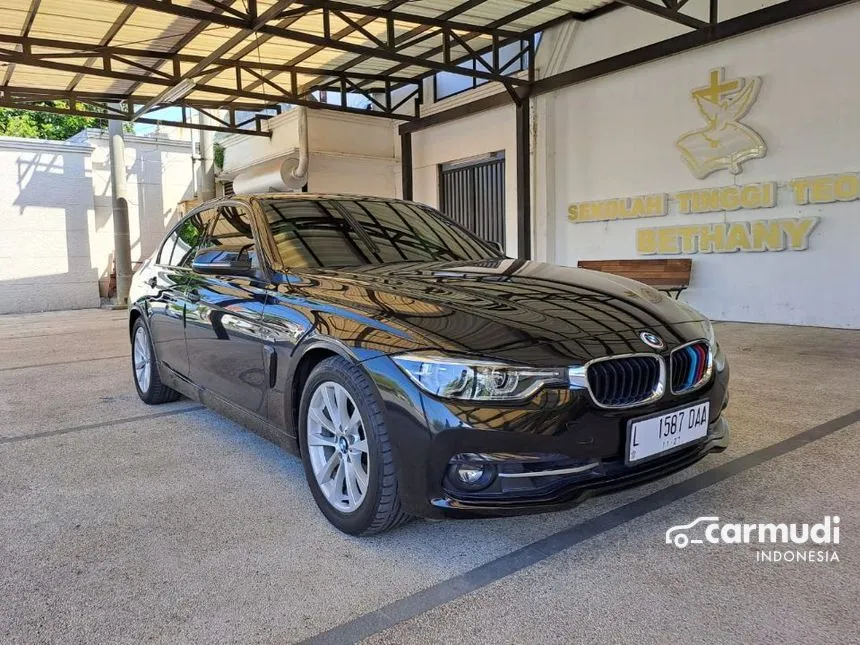 Jual Mobil BMW 320i 2016 Sport 2.0 di Jawa Timur Automatic Sedan Hitam Rp 350.000.000