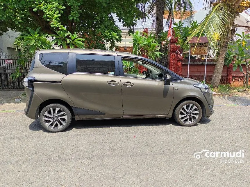 2016 Toyota Sienta V MPV