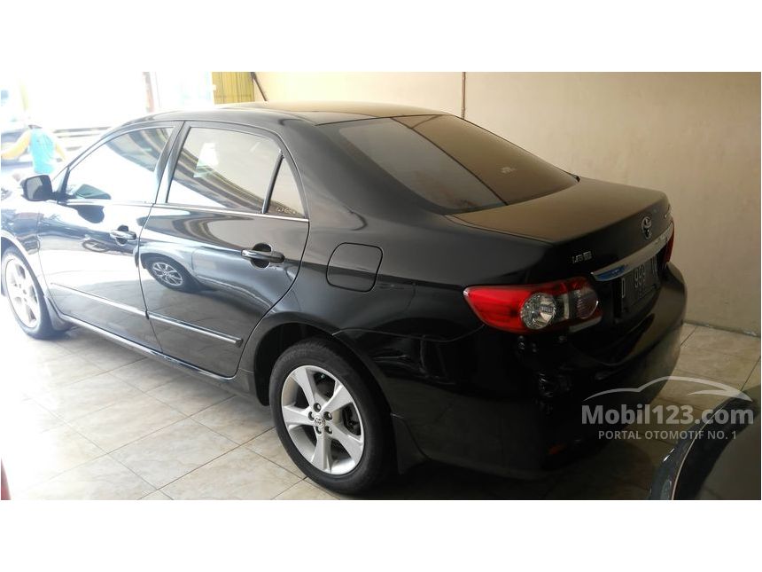 Jual Mobil  Toyota Corolla Altis  2012 G 1 8 di Jawa Barat 