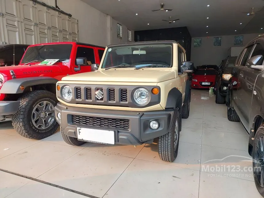 2025 Suzuki Jimny 3 Door (2 Tone) SUV