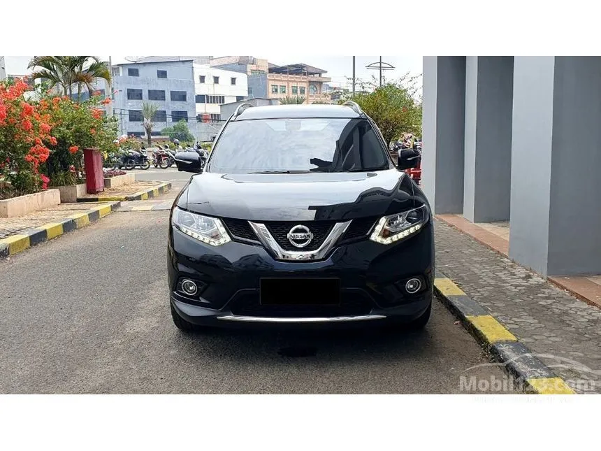 Jual Mobil Nissan X