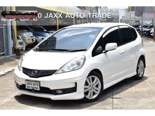 2011 Honda Jazz 1.5 (ปี 08-14) SV i-VTEC Hatchback AT