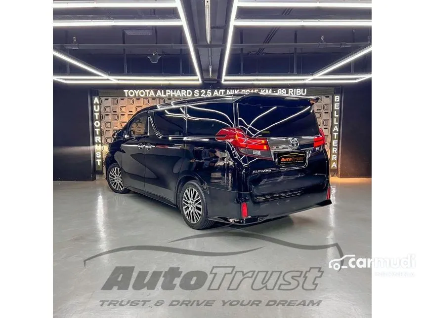 2015 Toyota Alphard S Van Wagon