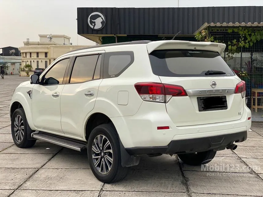 2018 Nissan Terra VL Wagon