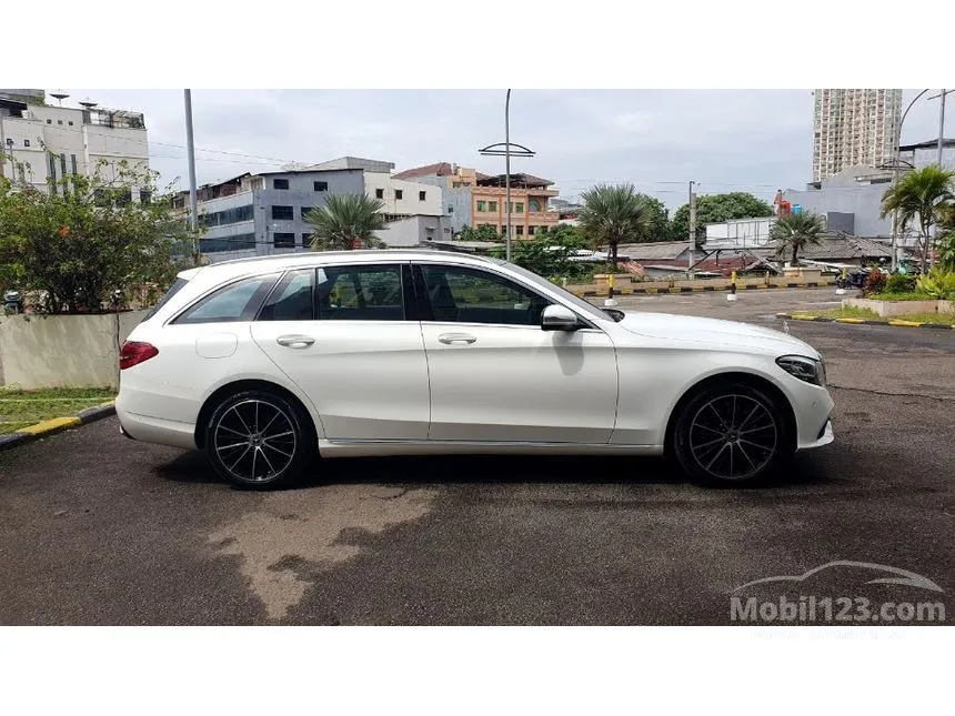 2019 Mercedes-Benz C200 Estate Exclusive Line Wagon