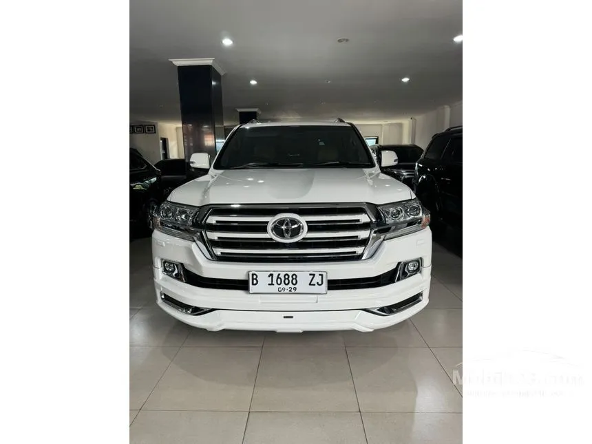 Jual Mobil Toyota Land Cruiser 2012 200 Full spec 4.5 di DKI Jakarta Automatic SUV Putih Rp 1.300.000.000