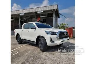 2022 Toyota Hilux 2.4 V Pick-up, Double Cabin, Ready Stock