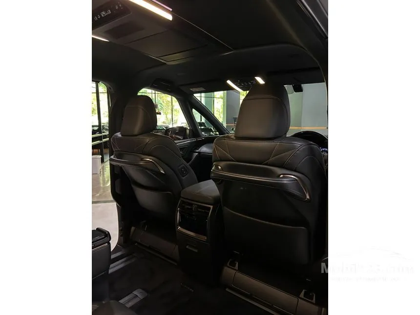 2024 Toyota Alphard HEV Modelista MPV