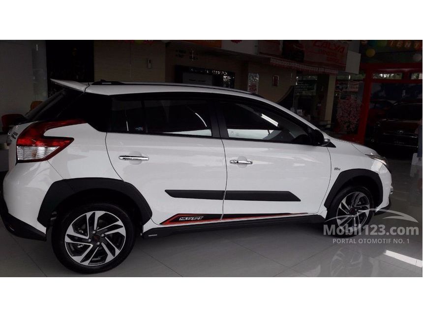 Jual Mobil Toyota Yaris 2017 Trd Sportivo 1 5 Di Jawa Timur Manual 2017 Toyota Yaris Trd Sportivo Hatchback
